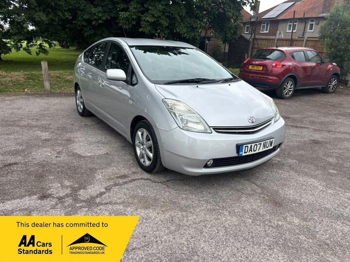 Toyota Prius 1.5 T4 CVT 5dr