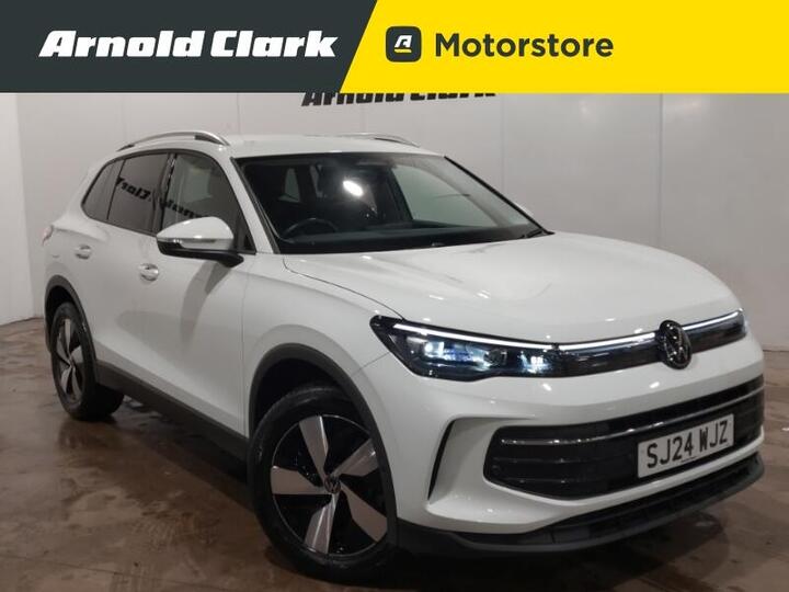 Volkswagen Tiguan 2.0 TDI Match DSG Euro 6 (s/s) 5dr Volkswagen Tiguan 2.0 TDI Match DSG Euro 6 (s/s) 5dr