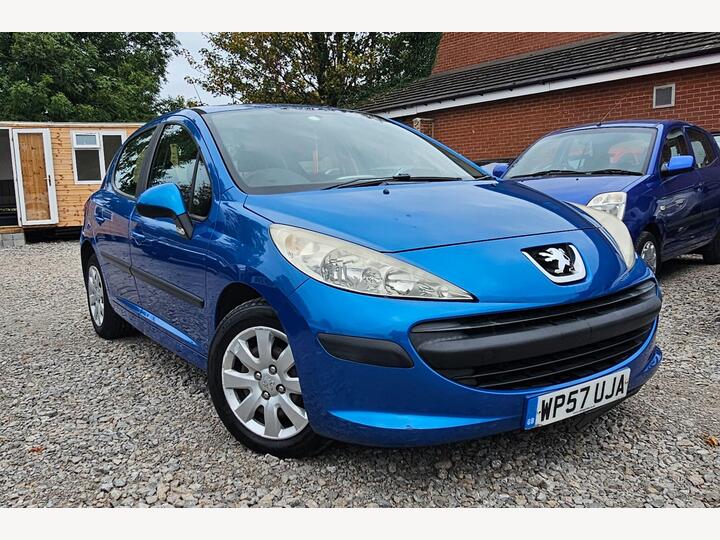 Peugeot 207 1.4 VTi S 5dr (a/c) Peugeot 207 1.4 VTi S 5dr (a/c)