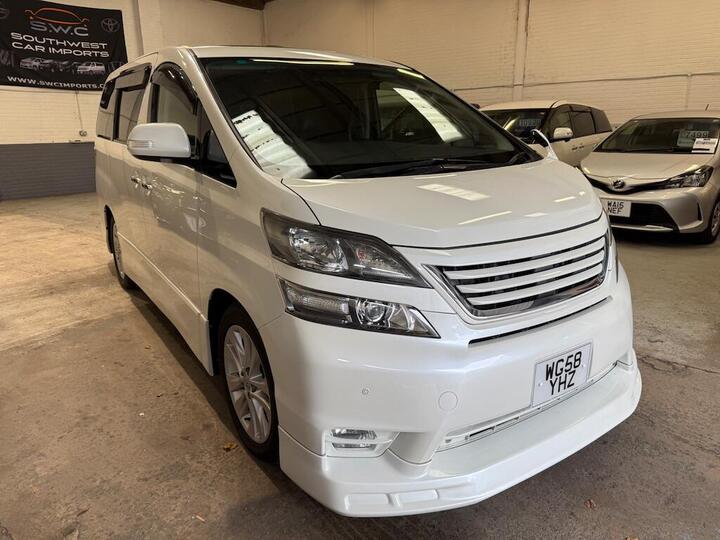 Toyota Vellfire 3.5 C Package- Black Leather Executive Lounge Seats- Twin Sunroofs- Twin Power Doors- IN STOCK