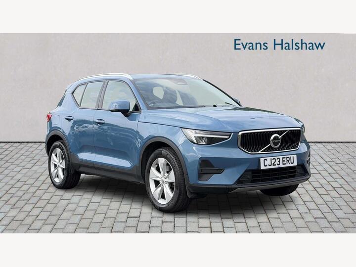 Volvo XC40 ESTATE 2.0 B3 MHEV Core DCT Auto Euro 6 (s/s) 5dr