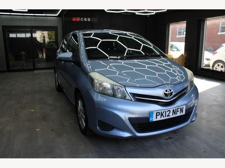 Toyota YARIS 1.33 Dual VVT-i TR Multidrive S Euro 5 5dr