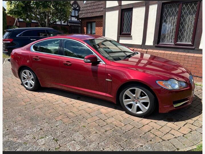 Jaguar XF 2.7d V6 Premium Luxury Auto Euro 4 4dr