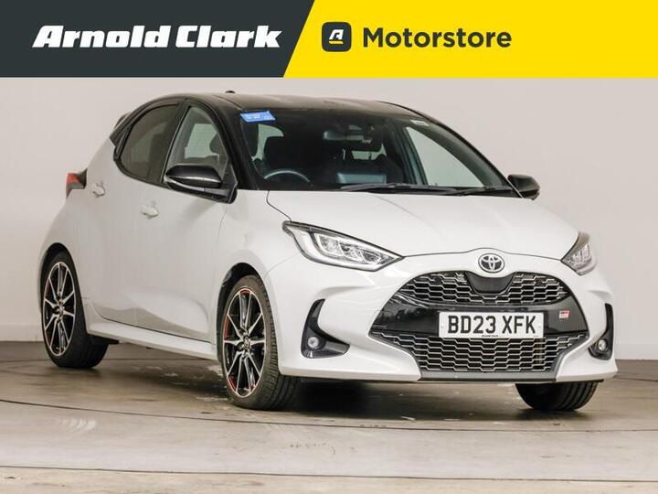 Toyota Yaris 1.5 VVT-h GR SPORT E-CVT Euro 6 (s/s) 5dr