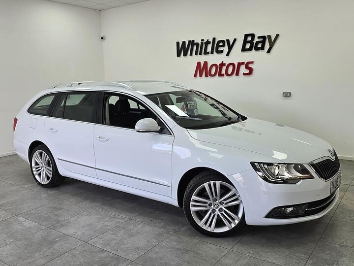 Skoda Superb 2.0 TDI Elegance DSG Euro 5 (s/s) 5dr