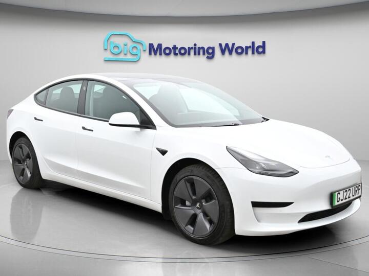 Tesla Model 3 Standard Range Plus Auto RWD 4dr