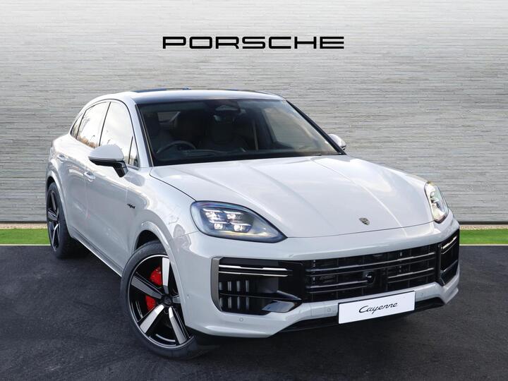 Porsche Cayenne 4.0 V8 E-Hybrid 25.9kWh Turbo TiptronicS 4WD Euro 6 (s/s) 5dr