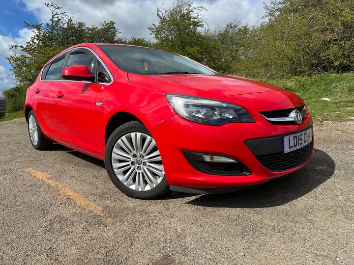 Vauxhall Astra 1.4i Excite Euro 6 5dr