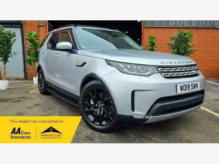 Land Rover Discovery 3.0 SD V6 HSE Auto 4WD Euro 6 (s/s) 5dr Land Rover Discovery 3.0 SD V6 HSE Auto 4WD Euro 6 (s/s) 5dr