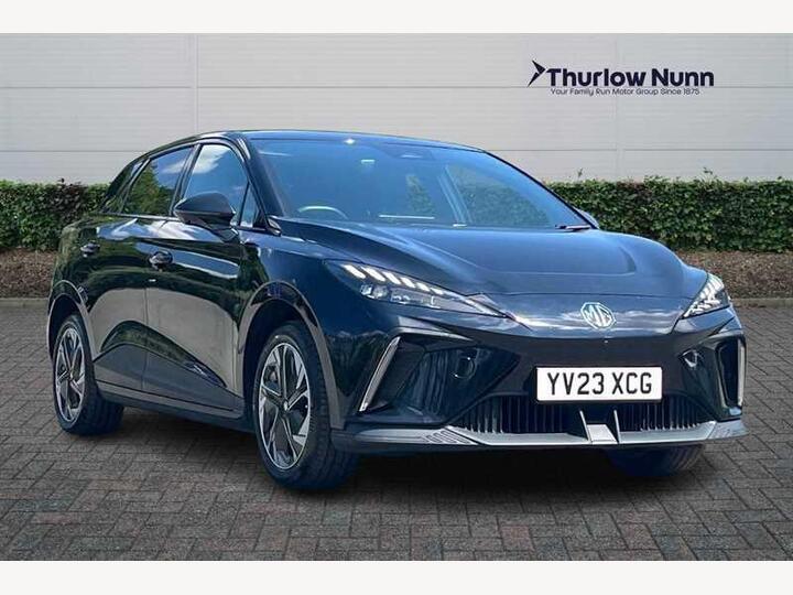 MG MG4 64kWh Trophy Long Range Auto 5dr