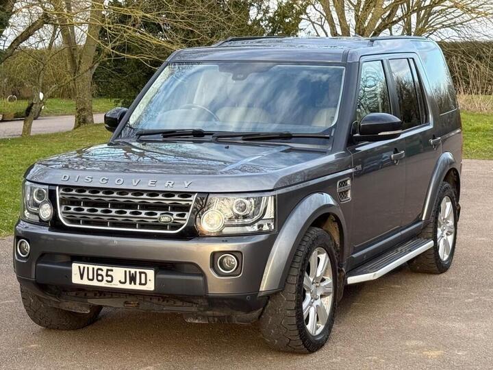 Land Rover Discovery 4 3.0 SD V6 SE Tech Auto 4WD Euro 6 (s/s) 5dr Land Rover Discovery 4 3.0 SD V6 SE Tech Auto 4WD Euro 6 (s/s) 5dr