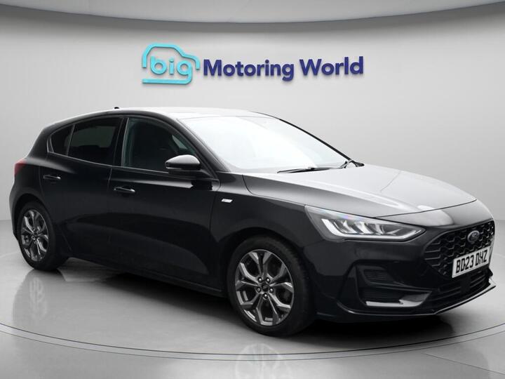 Ford Focus 1.0T EcoBoost ST-Line Euro 6 (s/s) 5dr