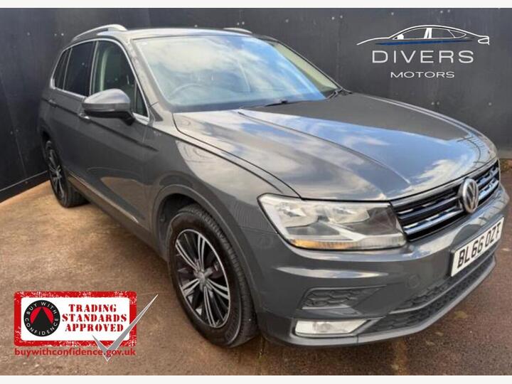 Volkswagen Tiguan 2.0 TDI BlueMotion Tech SE Navigation Euro 6 (s/s) 5dr Volkswagen Tiguan 2.0 TDI BlueMotion Tech SE Navigation Euro 6 (s/s) 5dr