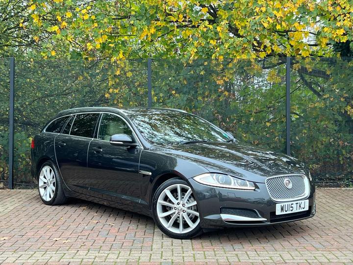 Jaguar XF 2.2d Luxury Sportbrake Auto Euro 5 (s/s) 5dr