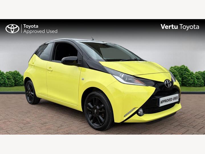 Toyota AYGO 1.0 VVT-i X-cite 3 Yellow Bi-Tone Euro 6 5dr