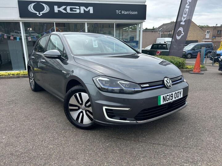 Volkswagen GOLF 35.8kWh E-Golf Auto 5dr