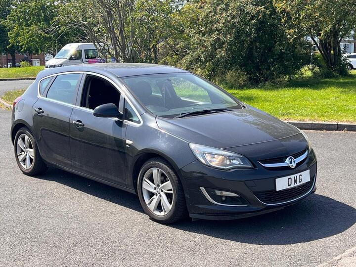 Vauxhall Astra 1.6 16v SRi Euro 5 5dr