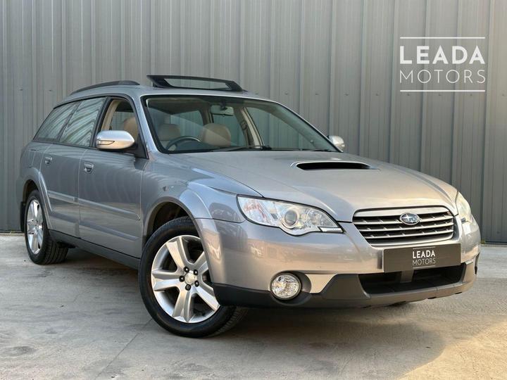 Subaru OUTBACK 2.0D RE 5dr (leather)