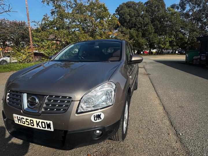 Nissan Qashqai 2.0 Tekna CVT 2WD 5dr