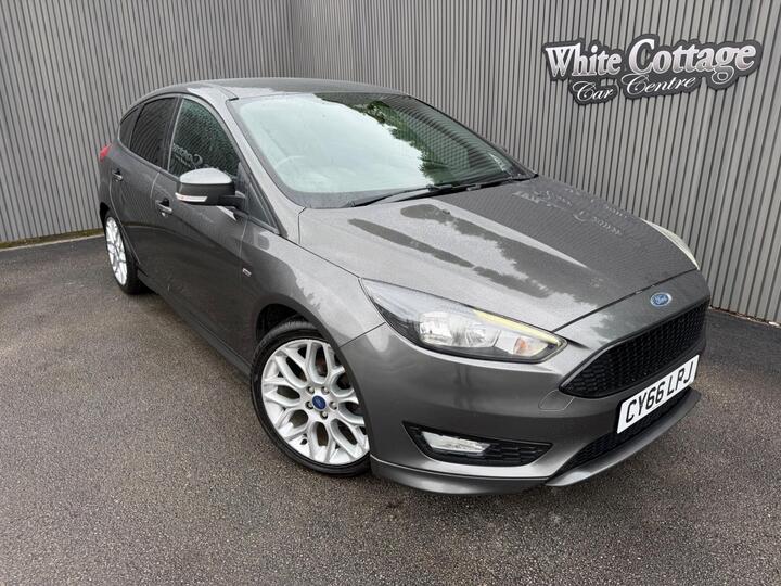 Ford Focus 1.5 TDCi ST-Line Euro 6 (s/s) 5dr