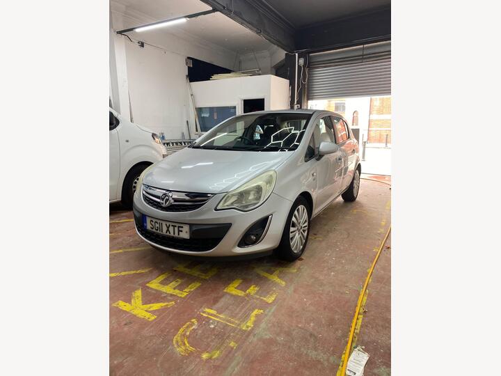 Vauxhall Corsa 1.2i 16v SE 5dr (a/c)