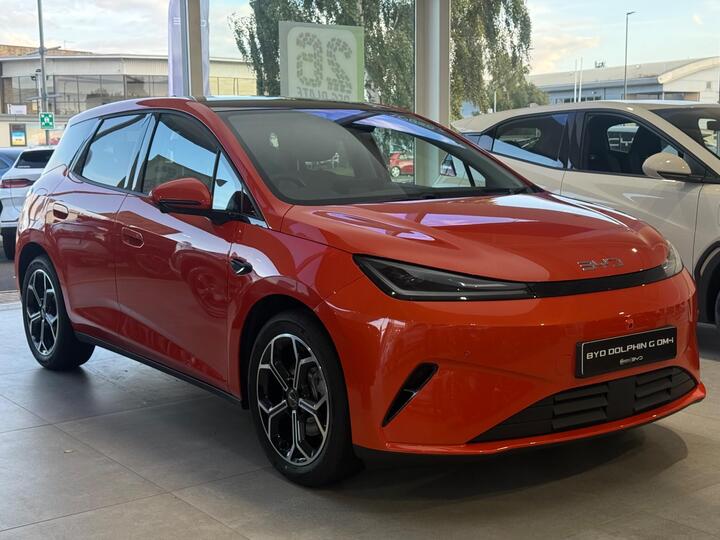 BYD Dolphin G 1.5 DM-i 18.3kWh Comfort Auto Euro 6 (s/s) 5dr