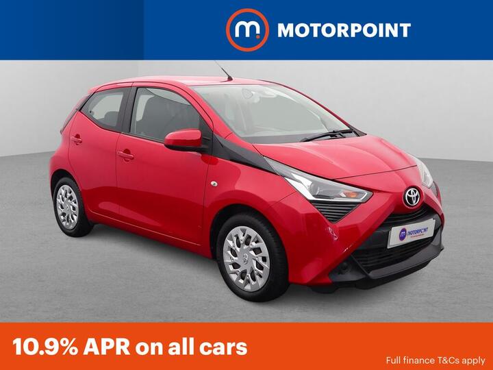 Toyota Aygo 1.0 VVT-i X-play X-shift Euro 6 5dr (Safety Sense)