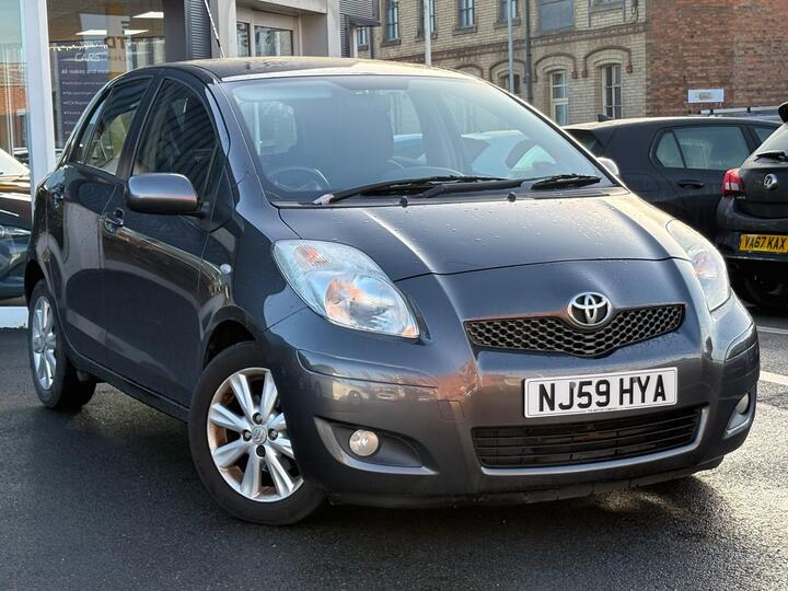 Toyota Yaris 1.33 Dual VVT-i T Spirit Euro 4 (s/s) 5dr Toyota Yaris 1.33 Dual VVT-i T Spirit Euro 4 (s/s) 5dr