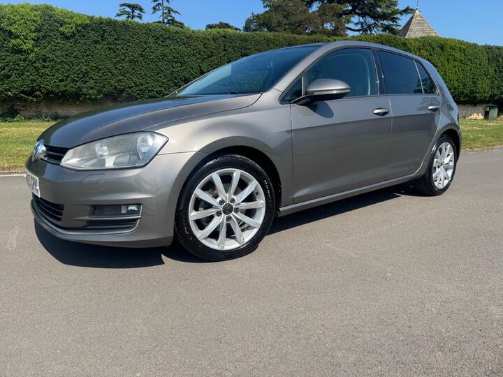 Volkswagen Golf 2.0 TDI BlueMotion Tech GT Euro 5 (s/s) 5dr