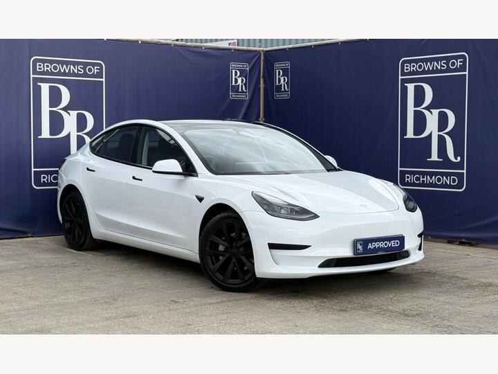 Tesla Model 3 Auto RWD 4dr