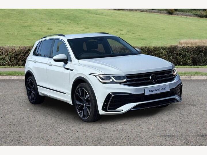 Volkswagen TIGUAN 1.5 TSI R-Line DSG Euro 6 (s/s) 5dr Volkswagen TIGUAN 1.5 TSI R-Line DSG Euro 6 (s/s) 5dr