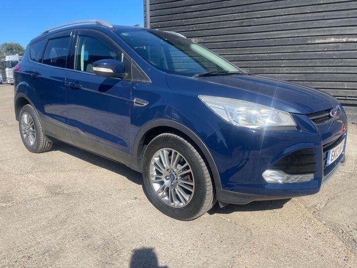 Ford Kuga 2.0 TDCi Titanium 2WD Euro 5 5dr
