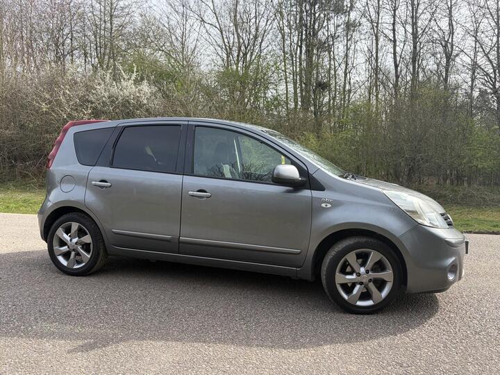 Nissan NOTE 1.4 16V N-tec Euro 5 5dr