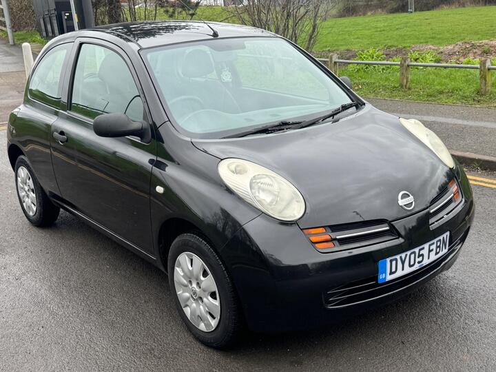 Nissan Micra 1.0 E 3dr Nissan Micra 1.0 E 3dr