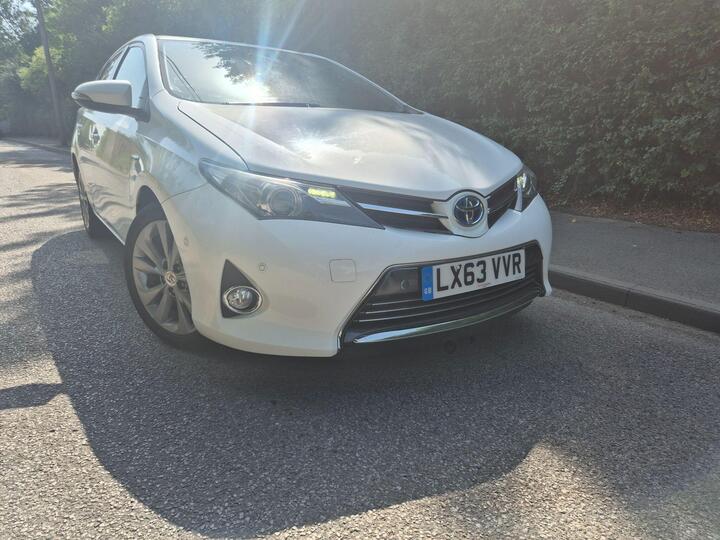 Toyota Auris 1.8 VVT-h Excel CVT Euro 5 (s/s) 5dr