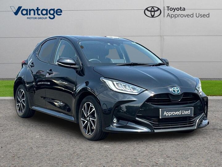 Toyota Yaris 1.5 VVT-h Design E-CVT Euro 6 (s/s) 5dr