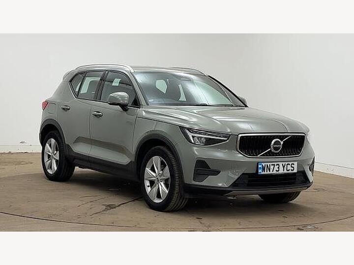 Volvo XC40 2.0 B3 MHEV Core DCT Auto Euro 6 (s/s) 5dr