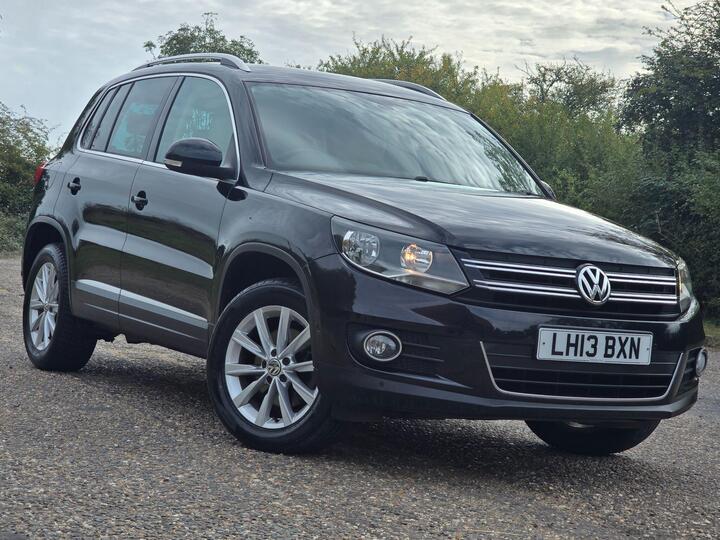 Volkswagen Tiguan 2.0 TDI BlueMotion Tech SE DSG 4WD Euro 5 (s/s) 5dr