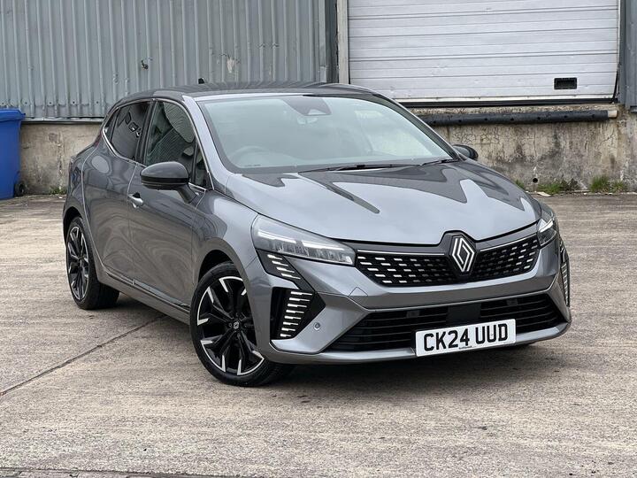 Renault Clio 1.6 E-TECH Techno Auto Euro 6 (s/s) 5dr