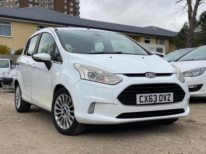 Ford B-Max 1.0T EcoBoost Titanium Euro 5 (s/s) 5dr