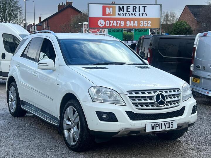 Mercedes-Benz M Class 3.0 ML300 CDI V6 BlueEfficiency Sport G-Tronic 4WD Euro 5 5dr