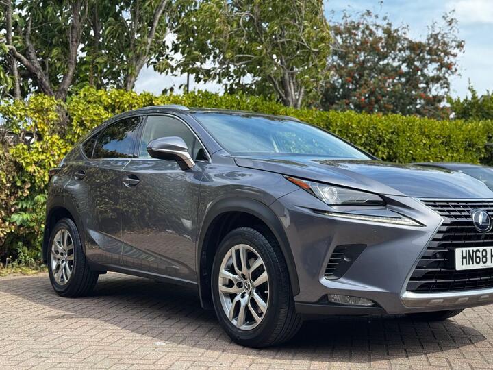 Lexus NX 2.5 300h Luxury E-CVT 4WD Euro 6 (s/s) 5dr