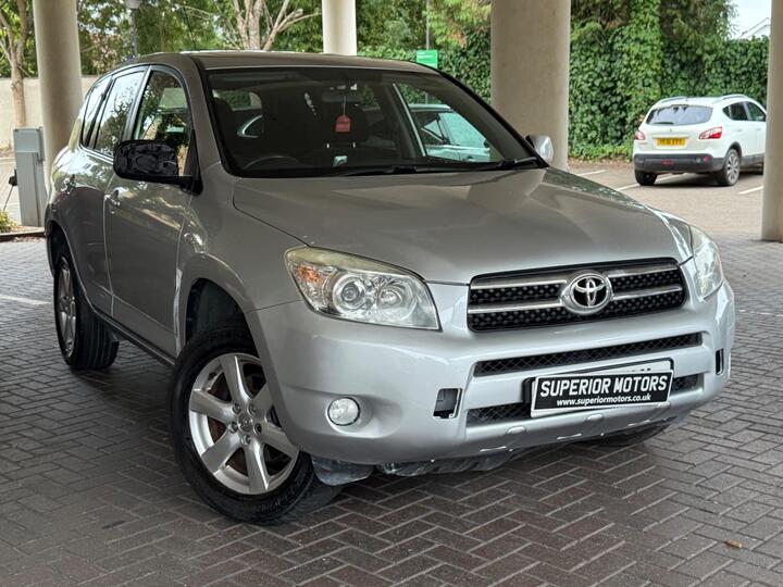 Toyota RAV4 2.0 XT-R 4WD 5dr