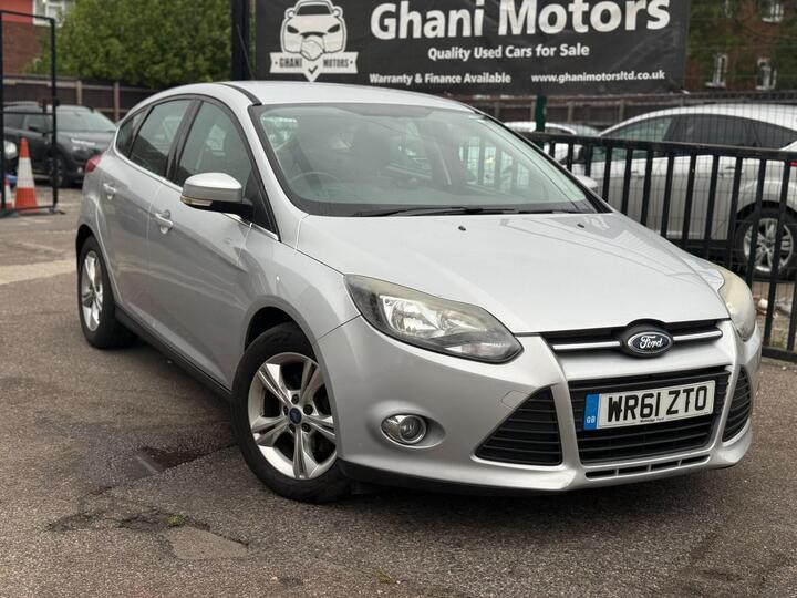 Ford Focus 1.6 Zetec Powershift Euro 5 5dr