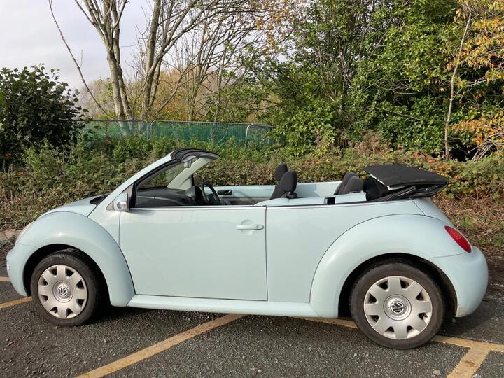 Volkswagen Beetle 1.6 Cabriolet Euro 4 2dr Volkswagen Beetle 1.6 Cabriolet Euro 4 2dr