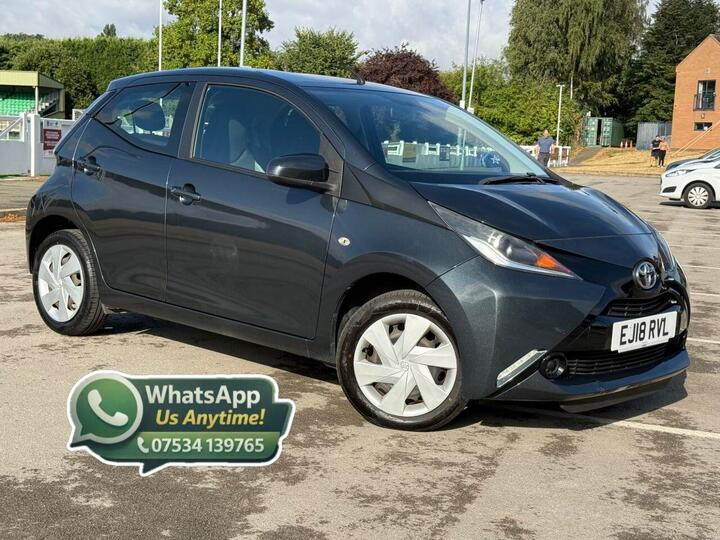 Toyota AYGO 1.0 VVT-i X-play Euro 6 5dr