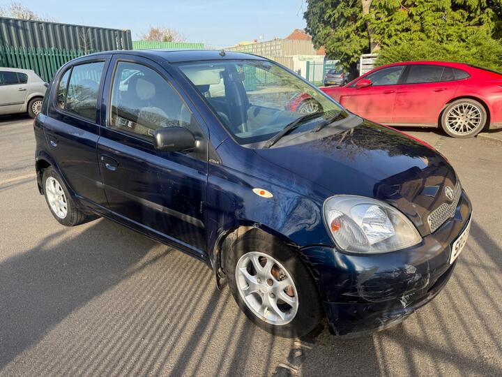 Toyota Yaris 1.3 VVT-i 16v CDX 5dr