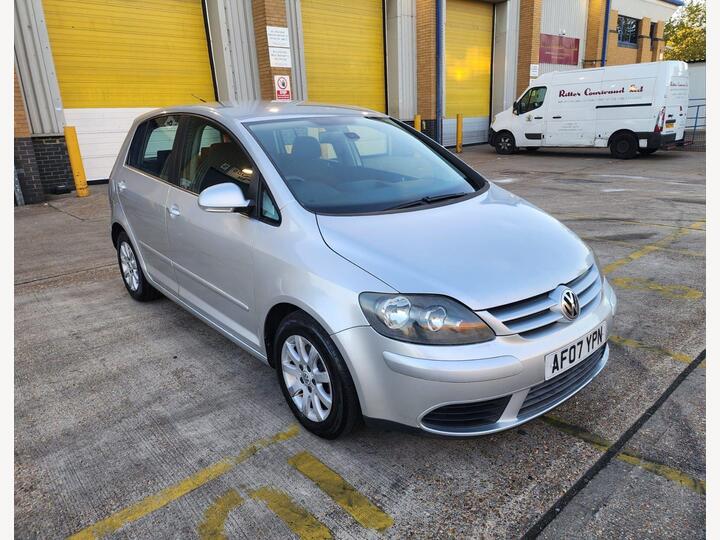 Volkswagen Golf Plus 1.6 FSI Luna 5dr