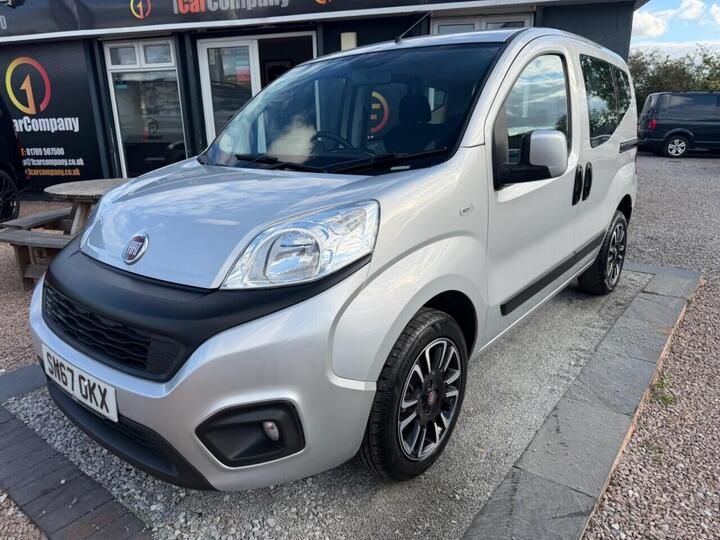 Fiat QUBO 1.3 MultiJet Lounge Euro 6 5dr