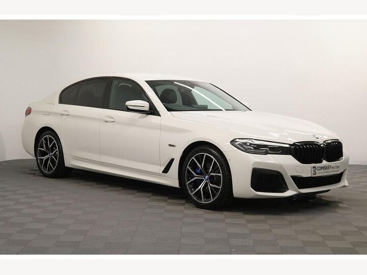 BMW 5 Series 2.0 530e 12kWh M Sport Steptronic Euro 6 (s/s) 4dr BMW 5 Series 2.0 530e 12kWh M Sport Steptronic Euro 6 (s/s) 4dr